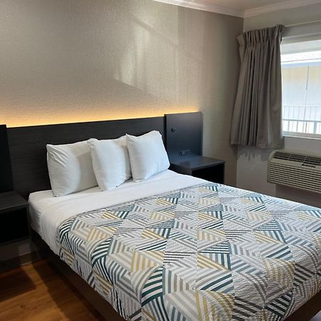 Motel 6 Sacramento, Ca - Downtown Luaran gambar
