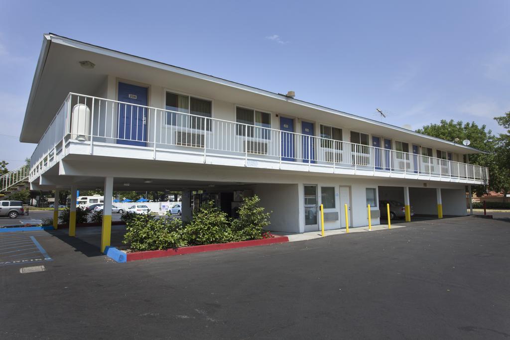Motel 6 Sacramento, Ca - Downtown Luaran gambar