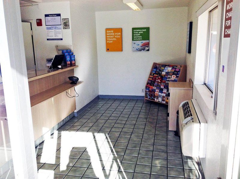Motel 6 Sacramento, Ca - Downtown Luaran gambar